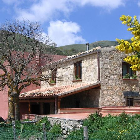 Agriturismo Gelso Castellana Sicula 외부 사진